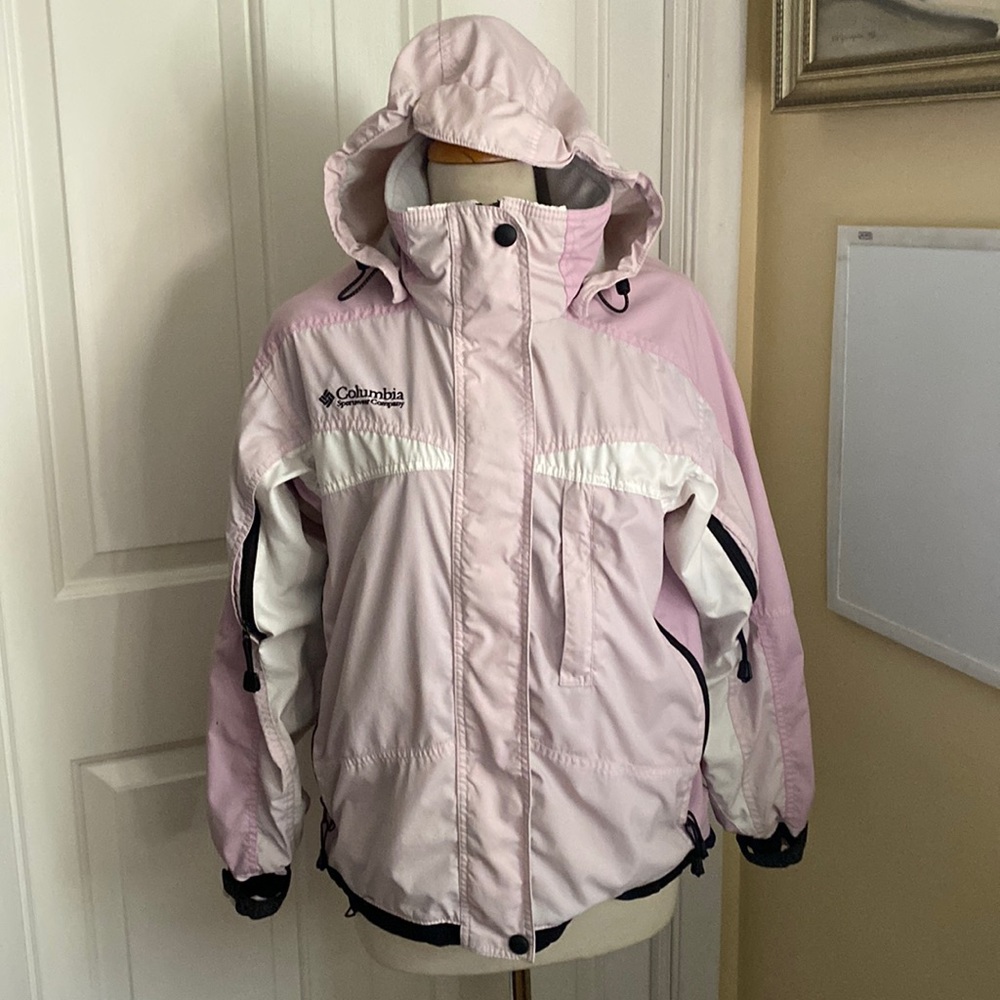 Pink and white Columbia jacket. Size small. Can be layered. Great for skiing!